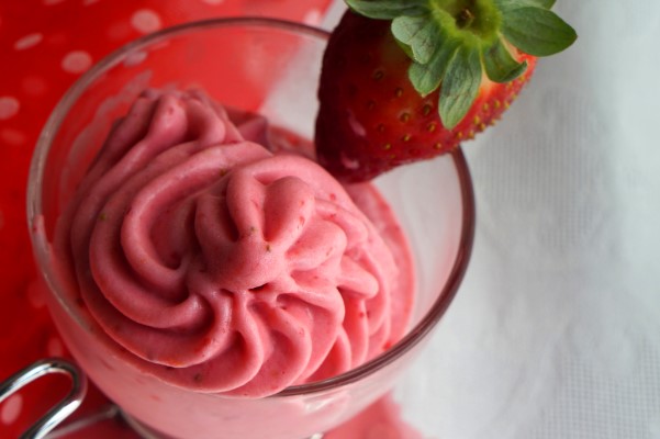 FROZEN YOGURT ΦΡΑΟΥΛΑ