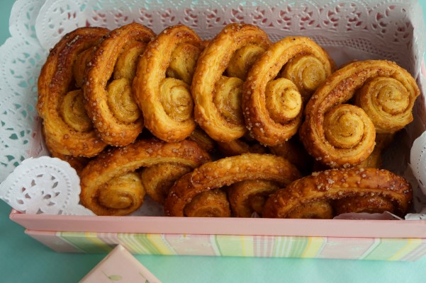 PALMIERS Ή ΑΛΛΙΩΣ ΓΥΑΛΑΚΙΑ