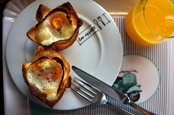 SUNNY SIDE UP CUPCAKES