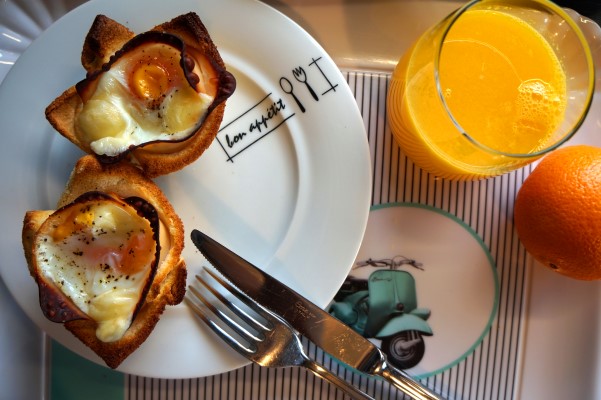 SUNNY SIDE UP CUPCAKES