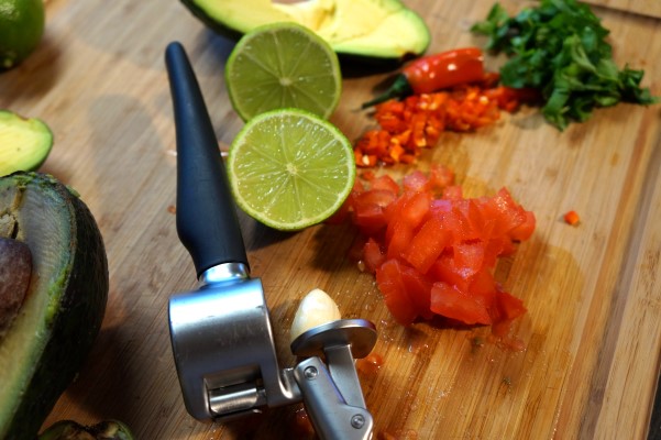 QUESADILLAS ΜΕ ΚΟΤΟΠΟΥΛΟ ΚΑΙ GUACAMOLE 2