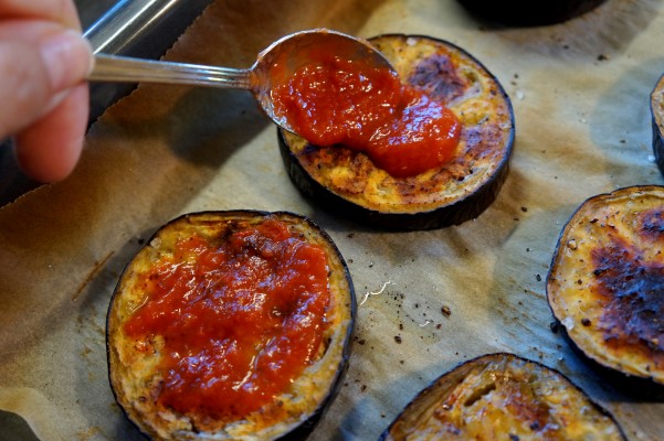 ΠΙΤΣΑΚΙΑ ΜΕΛΙΤΖΑΝΑΣ