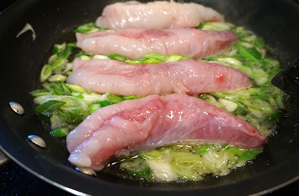 ΠΕΣΚΑΝΔΡΙΤΣΑ ΜΕ FOIE GRAS